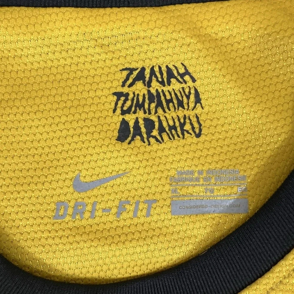 Malaysia Soccer Jersey Mens XL Yellow Black Nike Dri Fit Long Sleeve 2012